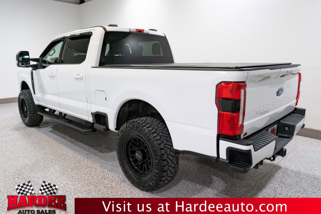 2023 Ford F-250 Image 3