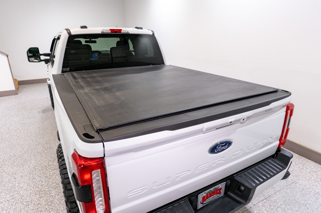 2023 Ford F-250 Image 11
