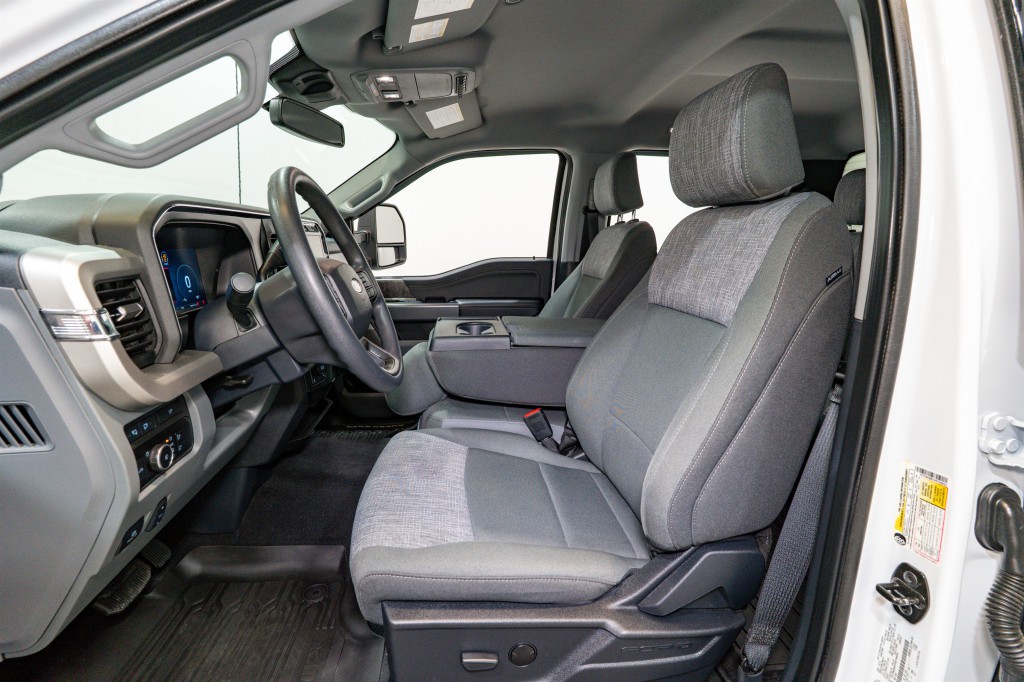 2023 Ford F-250 Image 19