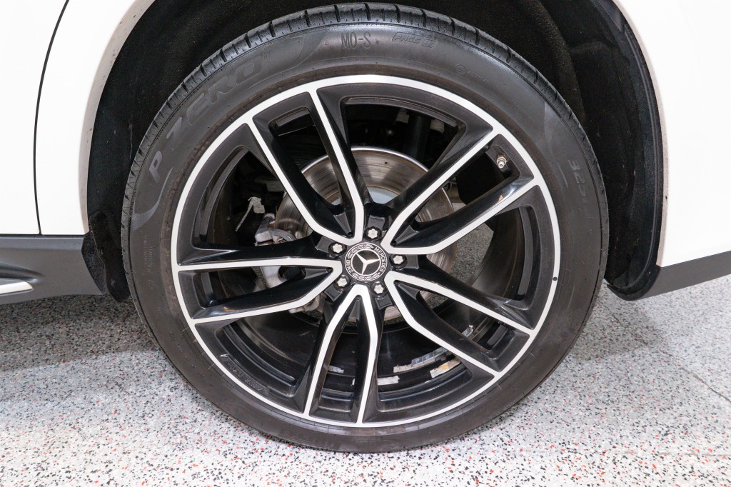 2021 Mercedes-Benz GLS-Class Image 10