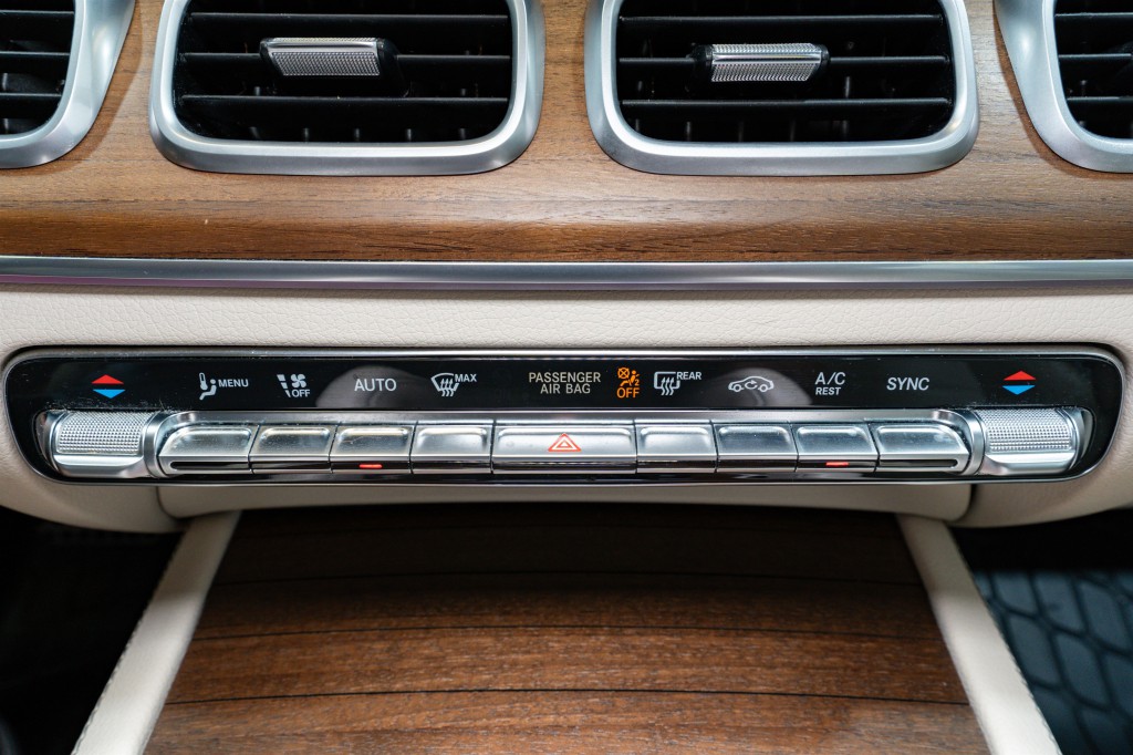 2021 Mercedes-Benz GLS-Class Image 24