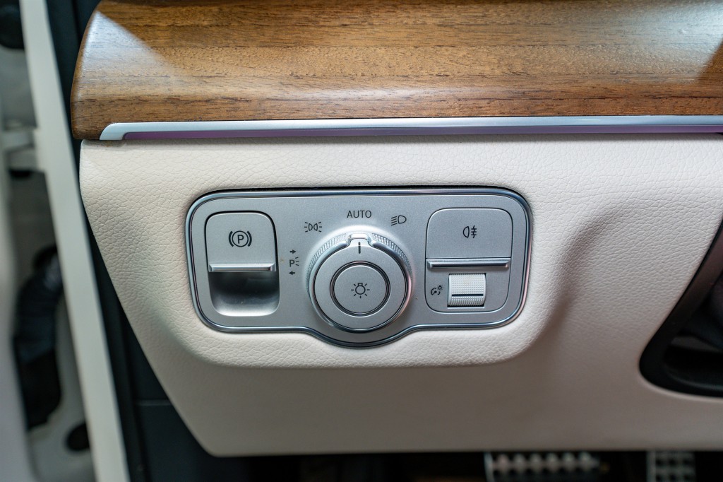 2021 Mercedes-Benz GLS-Class Image 33