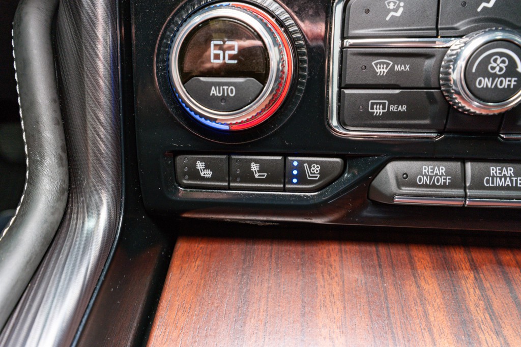 2024 GMC Yukon Image 26