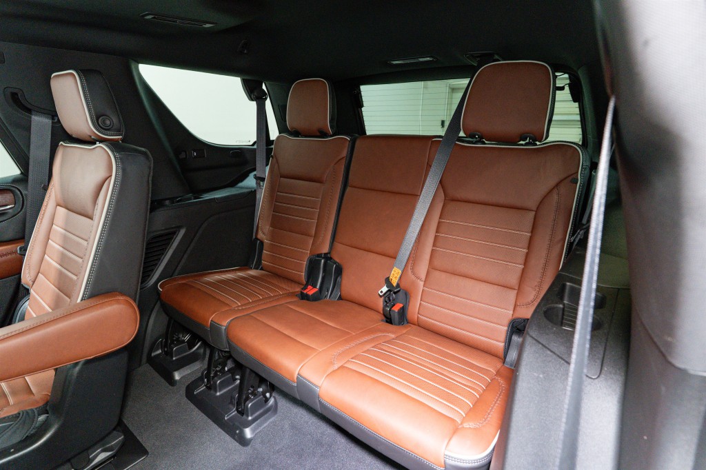 2024 GMC Yukon Image 38