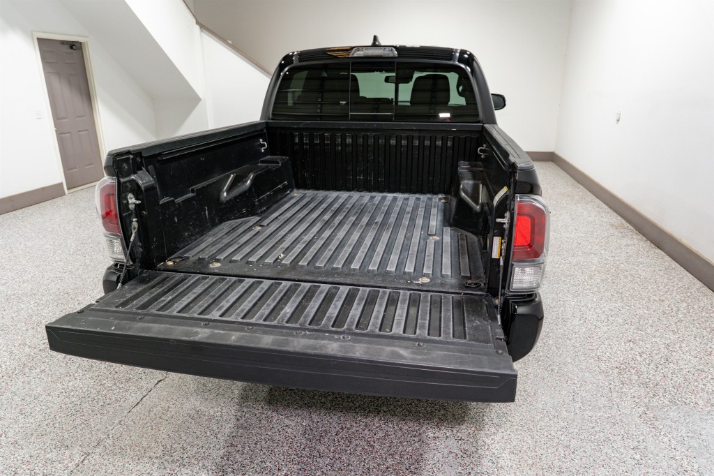 2023 Toyota Tacoma Image 11