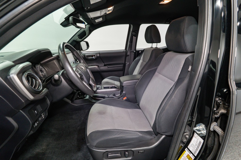 2023 Toyota Tacoma Image 15