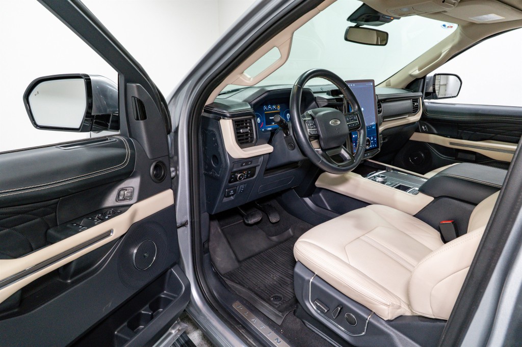 2024 Ford Expedition Image 13