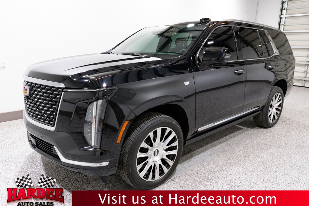 2025 Cadillac Escalade Image 2