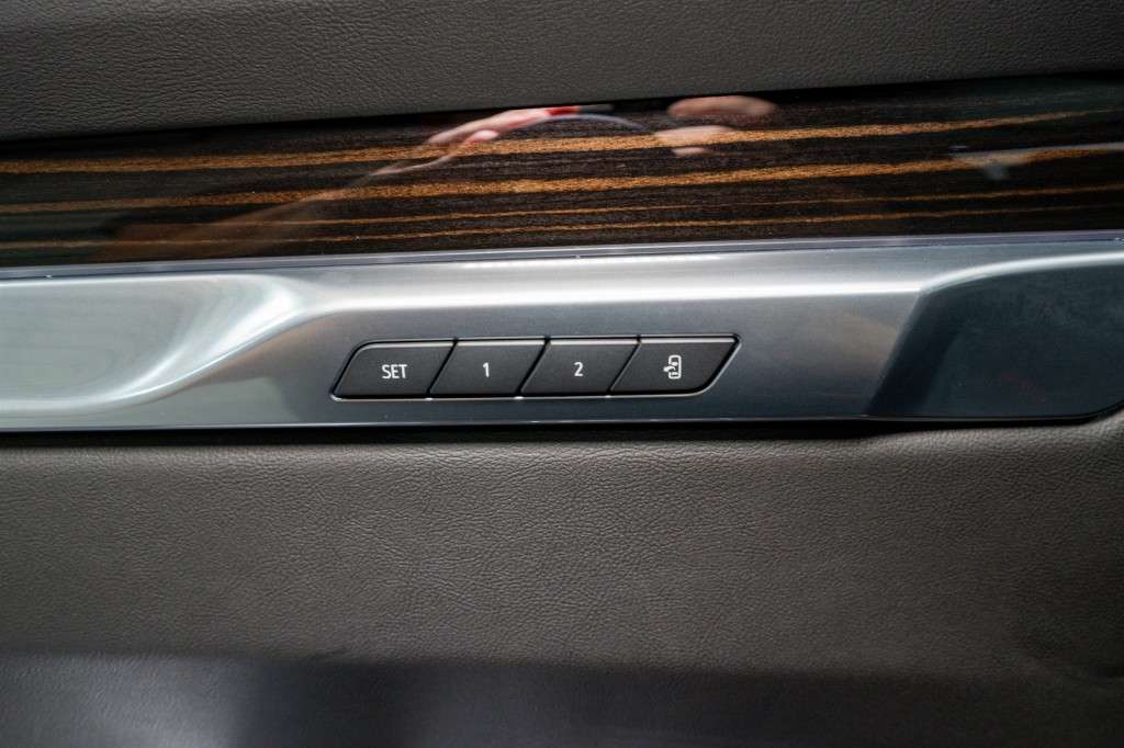 2025 Cadillac Escalade Image 16