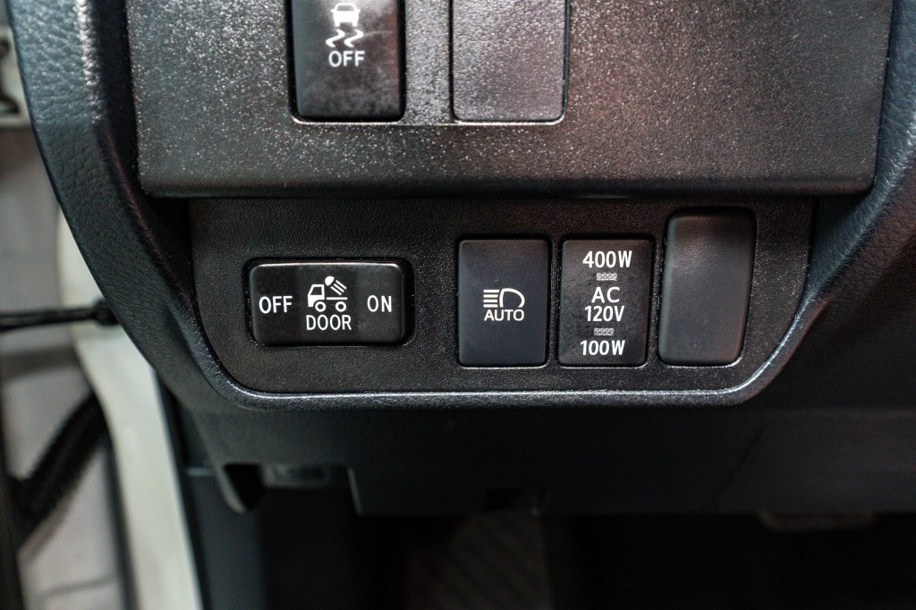 2021 Toyota Tacoma Image 30