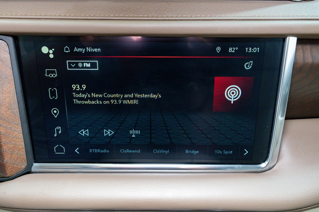 2022 GMC Yukon Image 22
