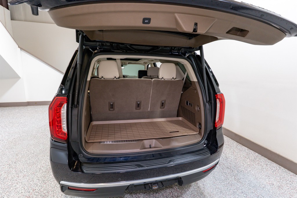 2022 GMC Yukon Image 38