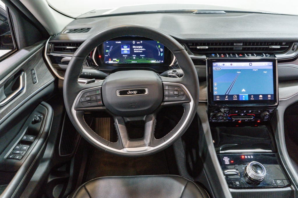2023 Jeep Grand Cherokee Image 10