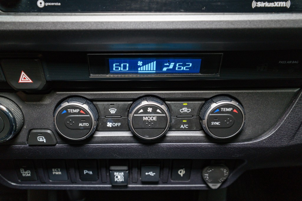 2021 Toyota Tacoma Image 21