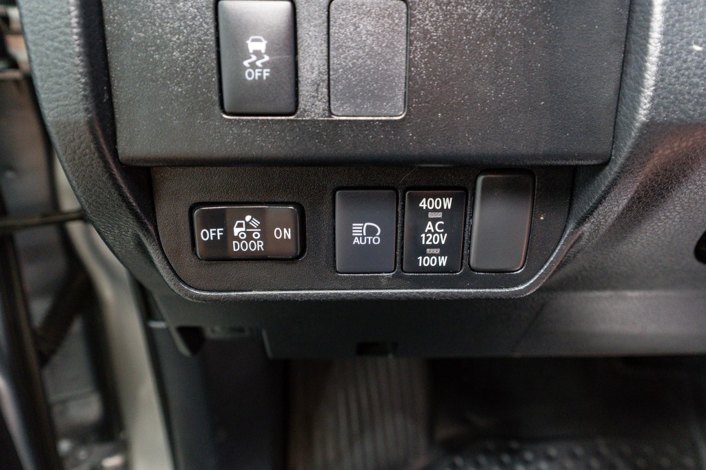 2021 Toyota Tacoma Image 33