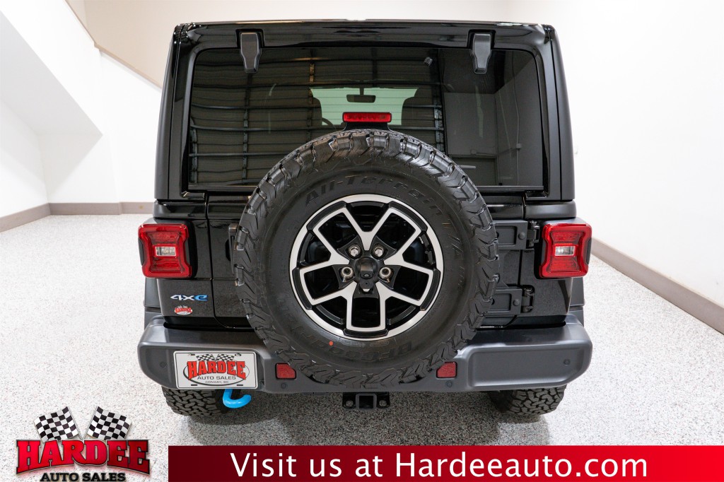 2023 Jeep Wrangler Image 4