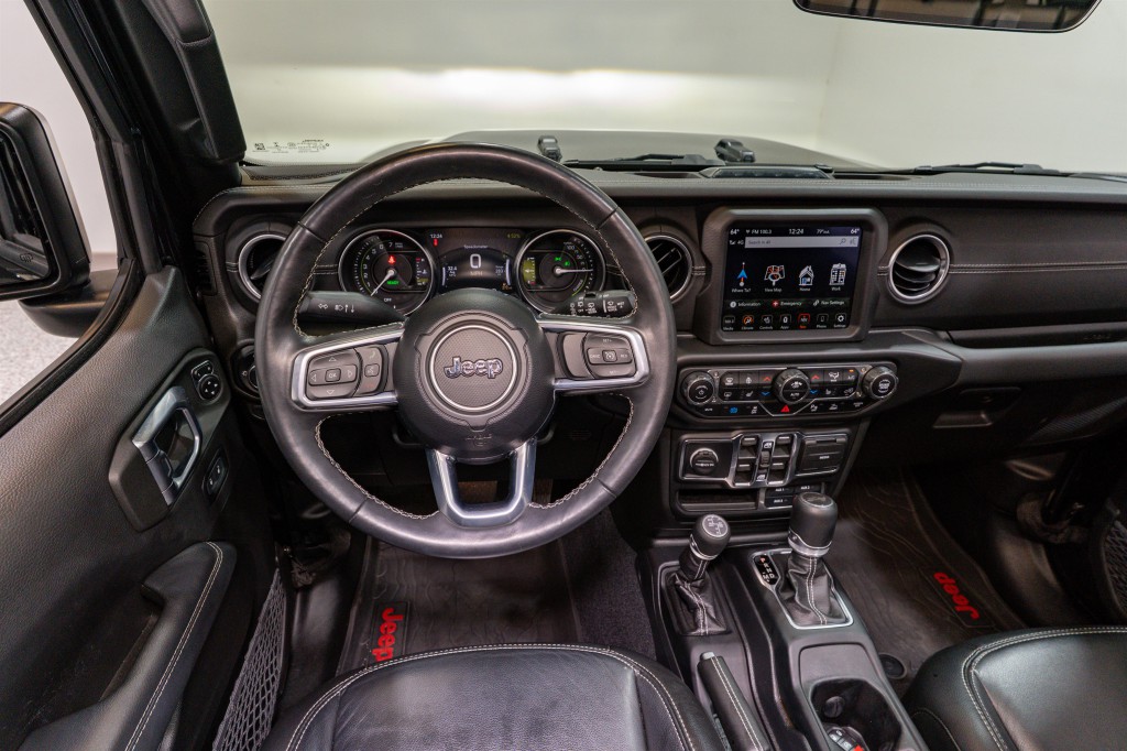2023 Jeep Wrangler Image 11