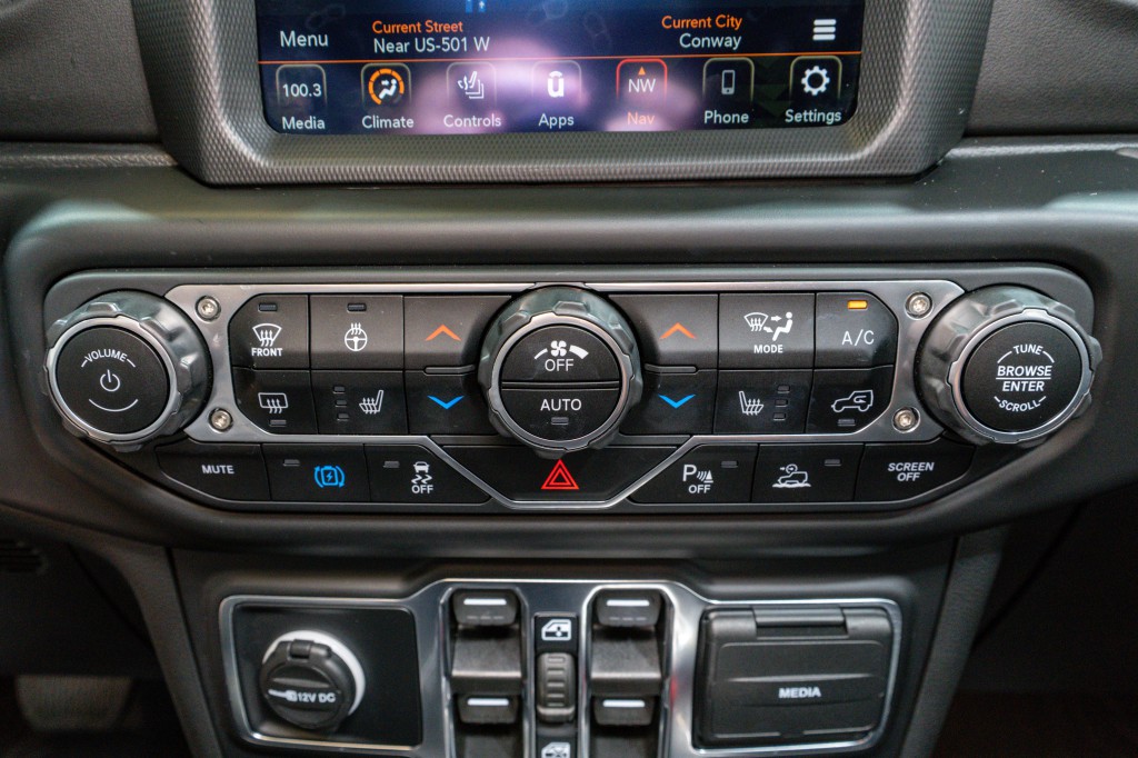 2023 Jeep Wrangler Image 23