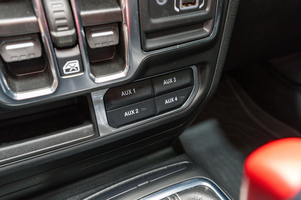 2023 Jeep Wrangler Image 25