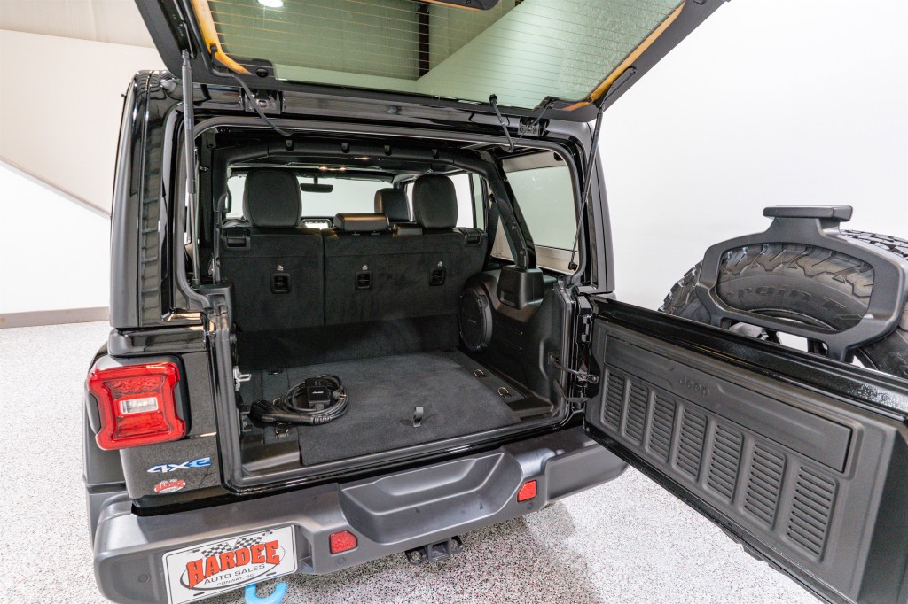 2023 Jeep Wrangler Image 37