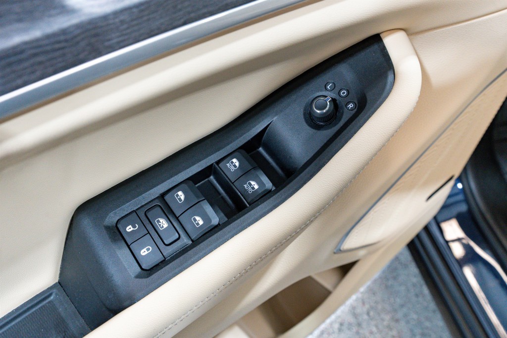 2023 Jeep Grand Cherokee Image 15
