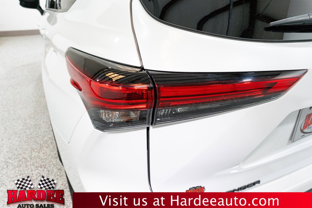 2023 Toyota Highlander Image 9