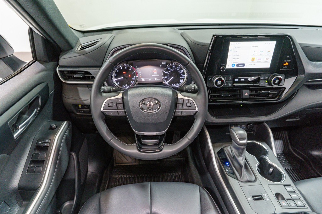 2023 Toyota Highlander Image 11