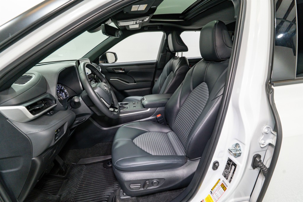 2023 Toyota Highlander Image 15