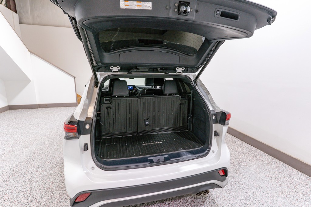 2023 Toyota Highlander Image 32