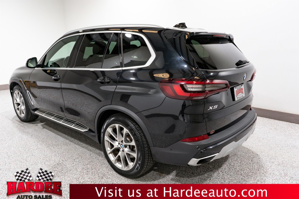 2022 BMW X5 Image 3