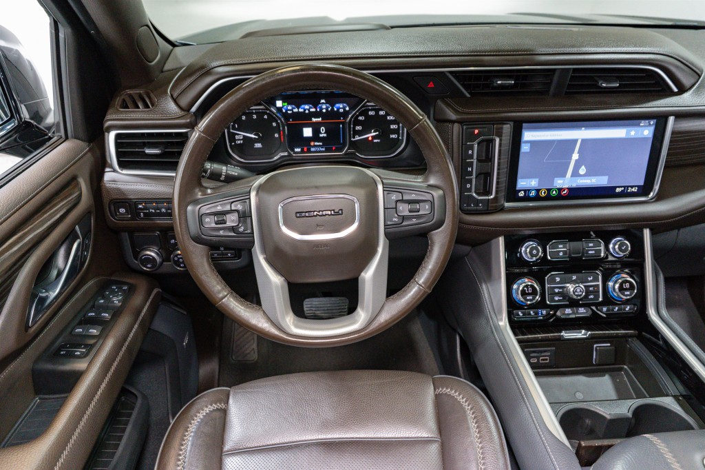 2021 GMC Yukon Image 12