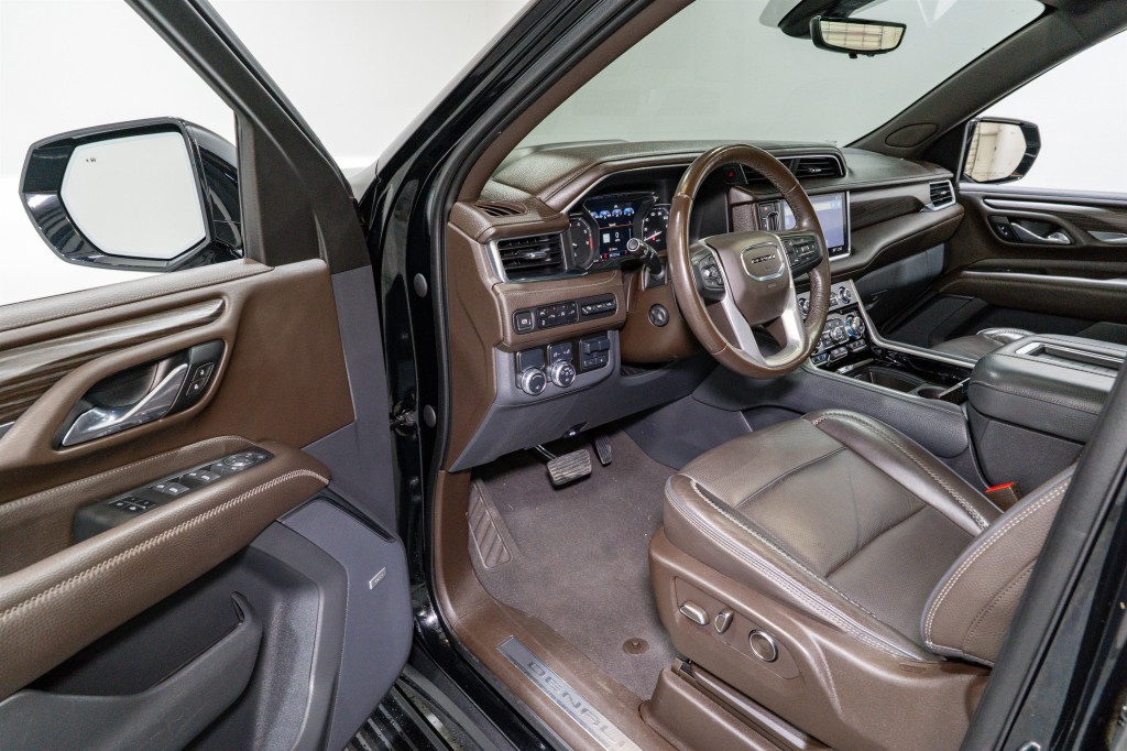 2021 GMC Yukon Image 13