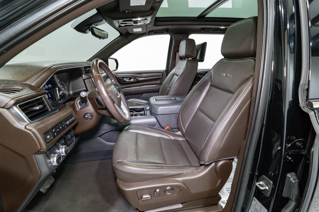 2021 GMC Yukon Image 17