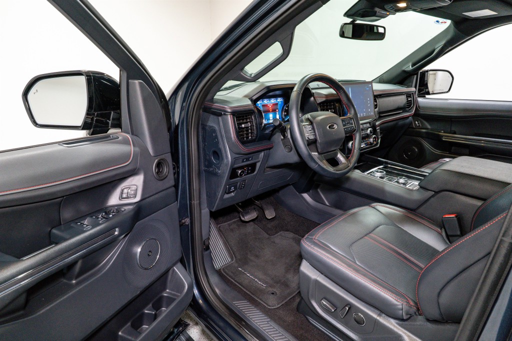 2023 Ford Expedition Image 13