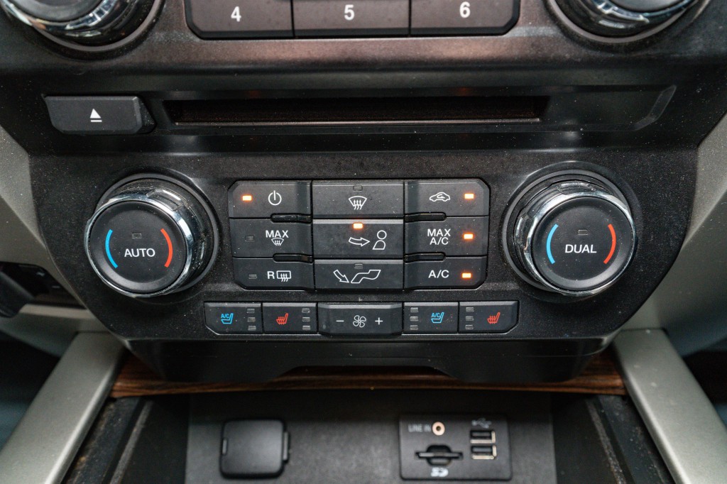 2015 Ford F-150 Image 22