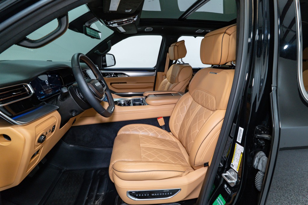 2023 Jeep Grand Cherokee Image 18
