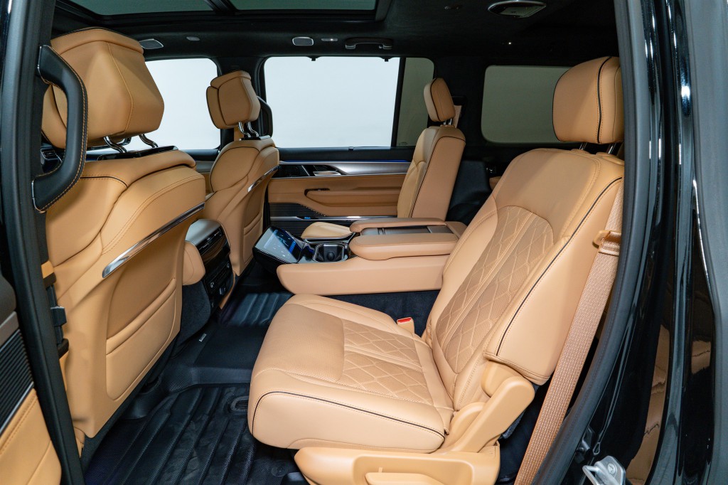 2023 Jeep Grand Cherokee Image 36