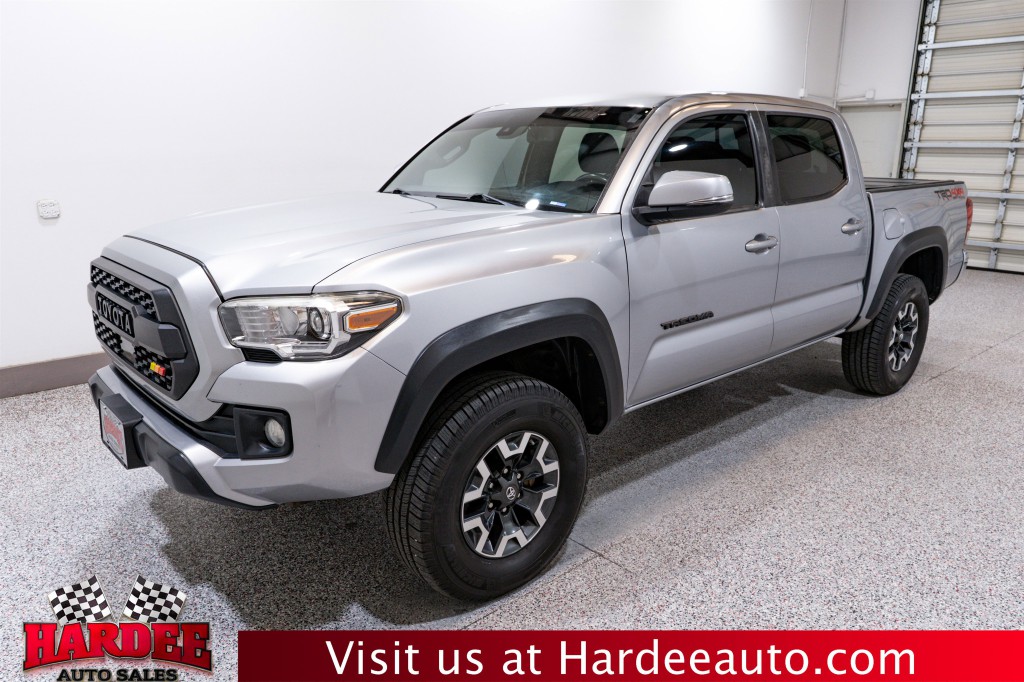 2019 Toyota Tacoma Image 2