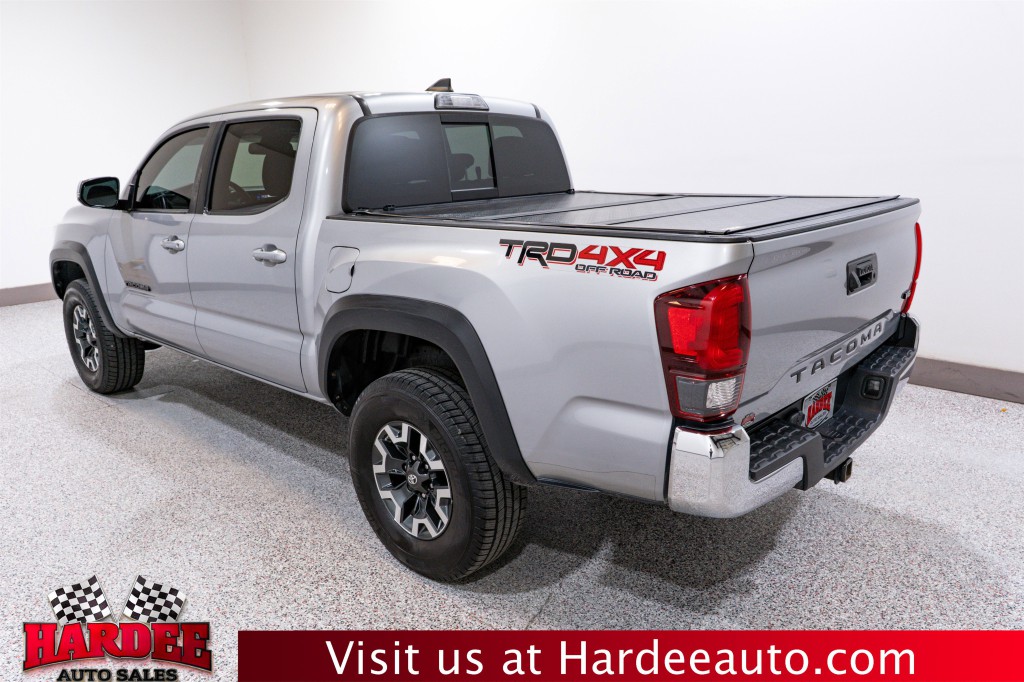 2019 Toyota Tacoma Image 3