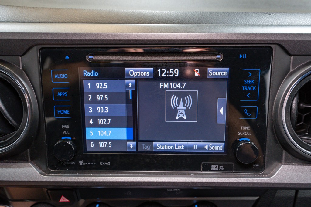 2019 Toyota Tacoma Image 19