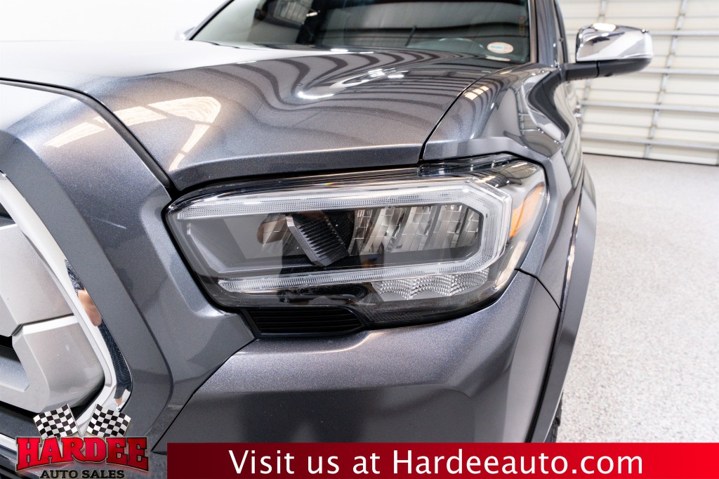 2022 Toyota Tacoma Image 8