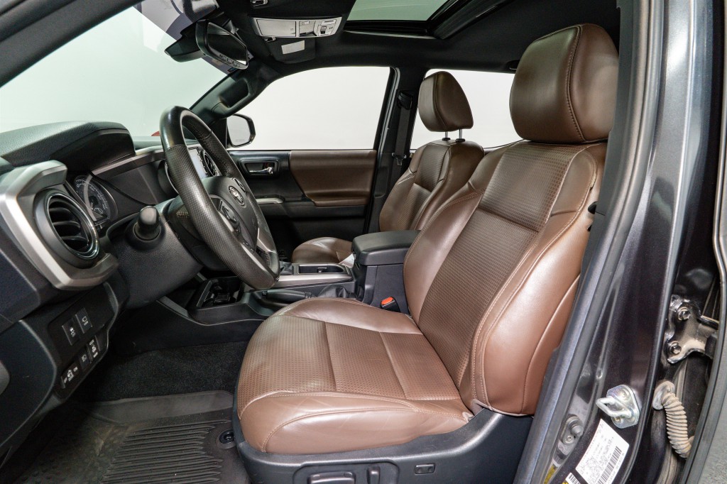 2022 Toyota Tacoma Image 15