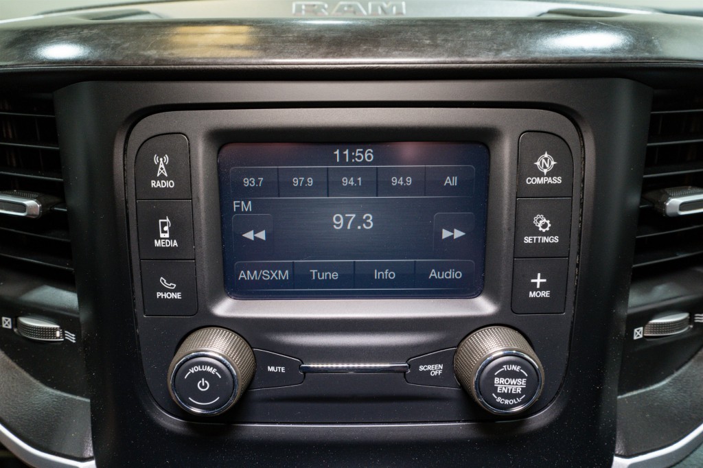 2024 RAM 3500 Image 17