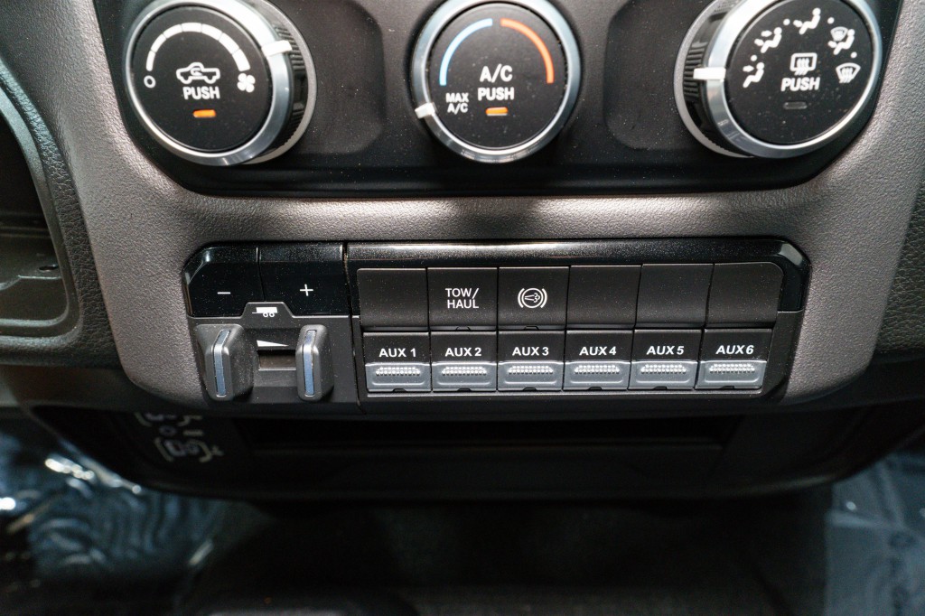 2024 RAM 3500 Image 20