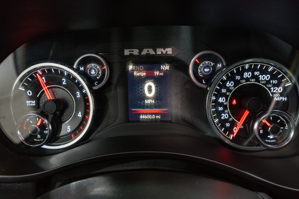 2024 RAM 3500 Image 22