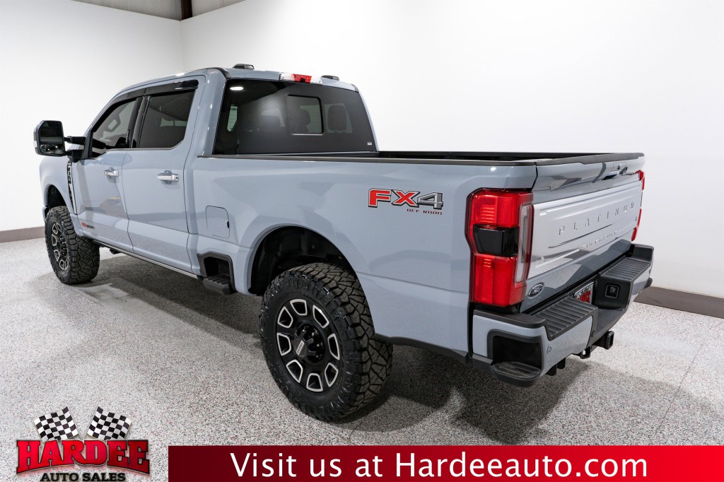 2024 Ford F-350 Image 3