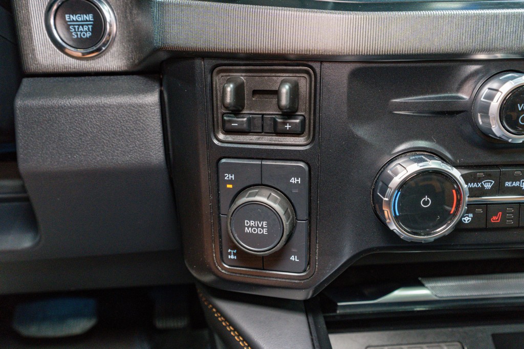 2024 Ford F-350 Image 33