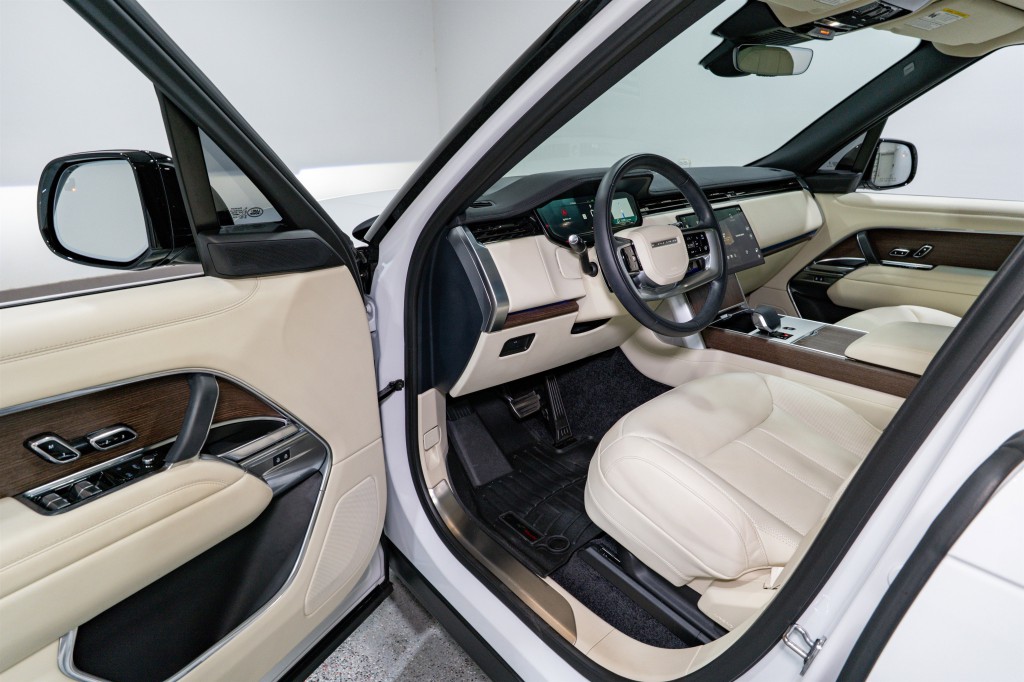 2024 Land Rover Range Rover Image 12