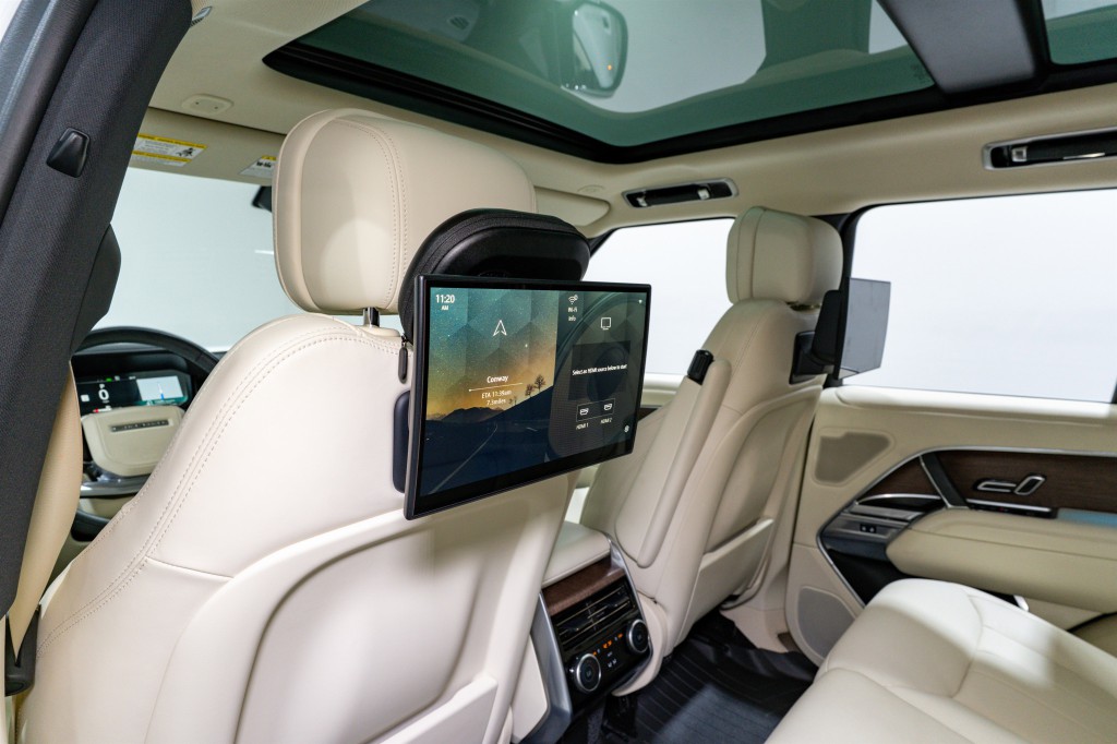 2024 Land Rover Range Rover Image 32