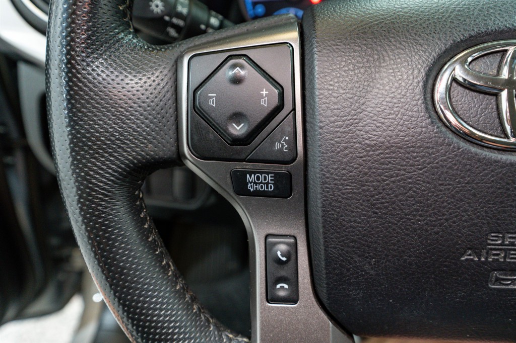 2021 Toyota Tacoma Image 25